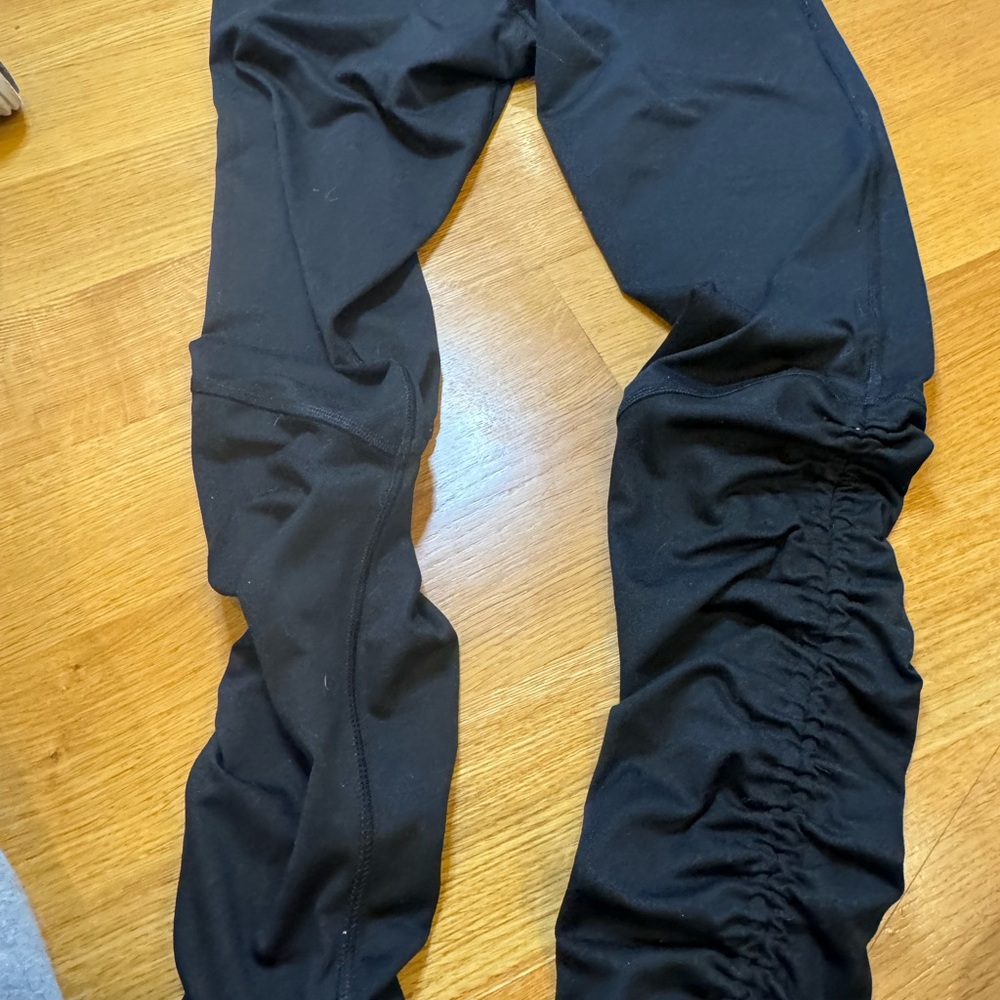 PINK Victoria's Secret Black Ruched women’s Leggings Size Small - Picture 2 of 5